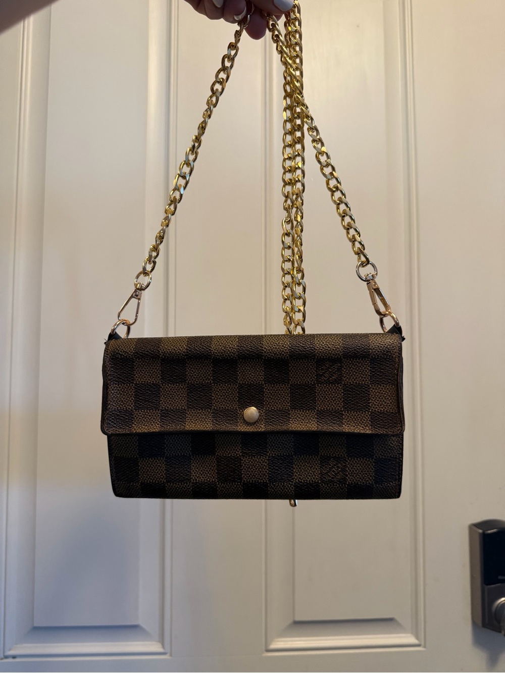 Authentic Louis Vuitton Damier Ebine Sara Wallet with NB chain and wallet insert